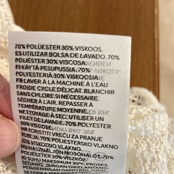 H&M top NWT - Picture 9 of 9